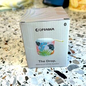 Speaqua Waterproof Bluetooth Speaker - Hawaiian Print